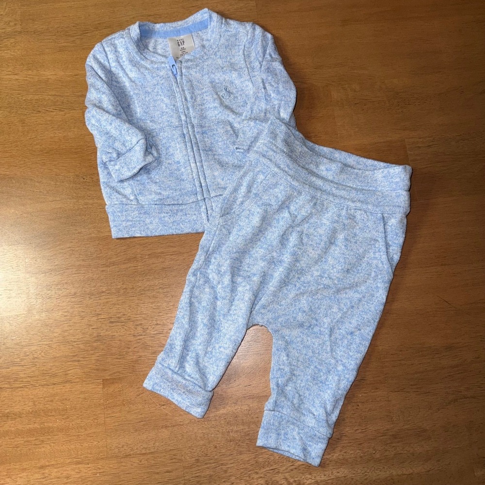 Baby GAP Blue Marled Knit Zip Up Hoodie and Pants Set 0-3 Months Brannan Bear